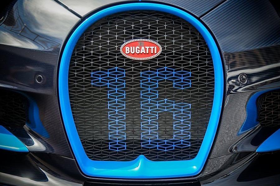 Детали экстерьера Bugatti Chiron 2017 года  (фото 7 из 9)